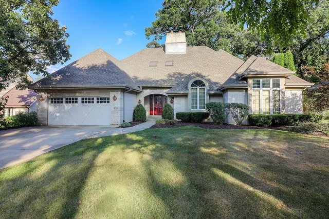 $875,000 | 8743 Kentwood Court, Darien, IL 60561