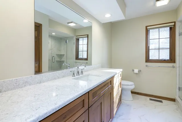 $875,000 | 8743 Kentwood Court, Darien, IL 60561