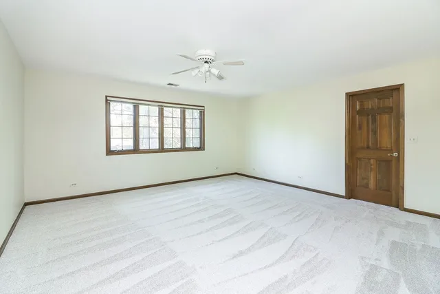 $875,000 | 8743 Kentwood Court, Darien, IL 60561