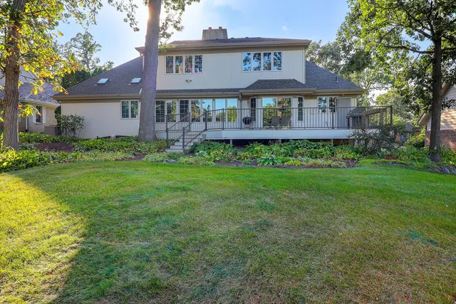$875,000 | 8743 Kentwood Court, Darien, IL 60561
