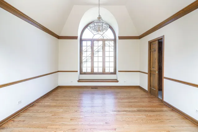 $875,000 | 8743 Kentwood Court, Darien, IL 60561