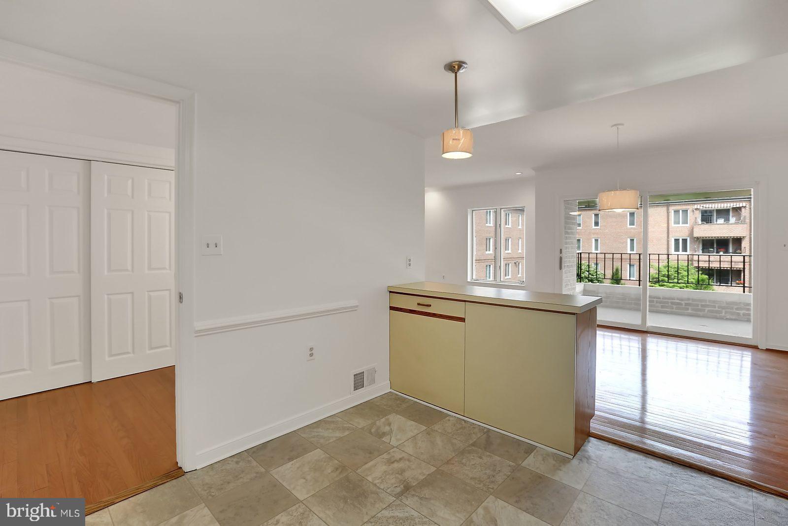 2331 Old Court Road, Unit 308 Baltimore, MD 21208 - Photo 17 of 35 Room for a kitchen table