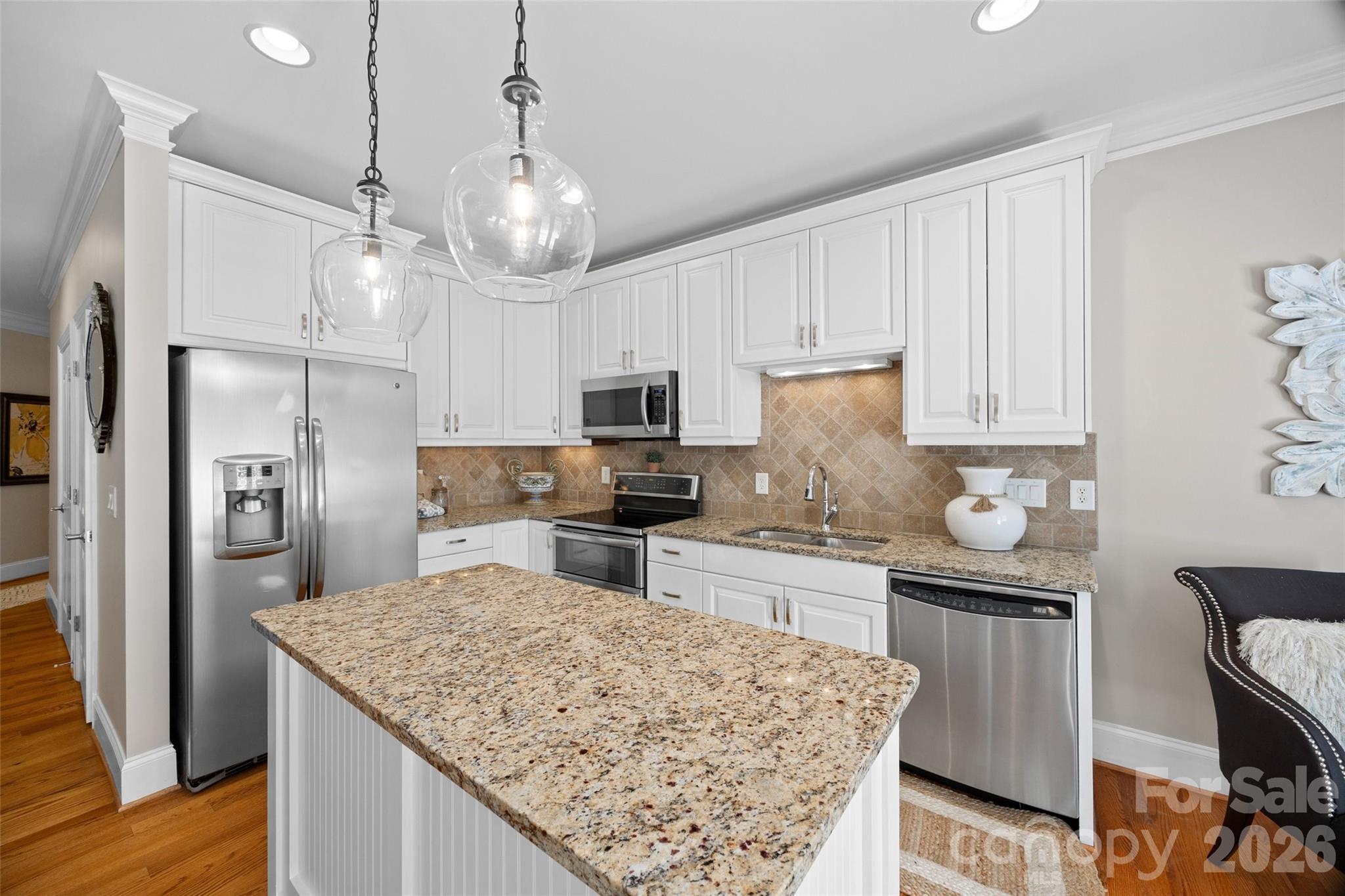144 Villa Lake Drive Fort Mill, SC 29708 - Photo 11 of 38