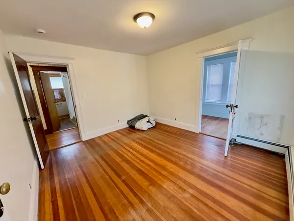 $3,200 | 50 Cushing Street, Quincy, MA 02170