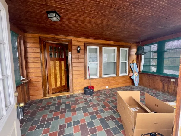 $3,200 | 50 Cushing Street, Quincy, MA 02170