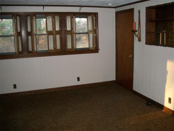35 Dean Road Holliston, MA 01746 - Photo 5 of 13 Gallery Image 5