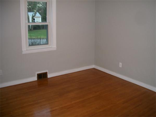 35 Dean Road Holliston, MA 01746 - Photo 9 of 13 Gallery Image 9