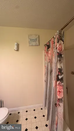 $445,000 | 623 Smithfield Avenue, Winchester, VA 22601