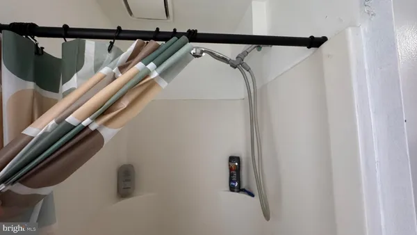 $445,000 | 623 Smithfield Avenue, Winchester, VA 22601