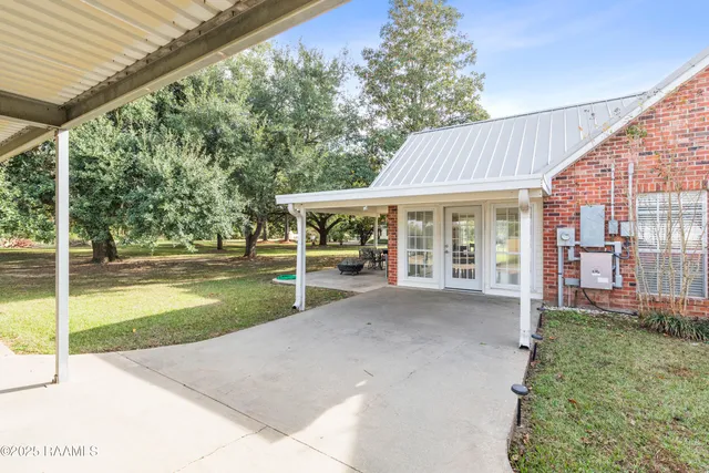 $2,000 | 1007 B Hughes, Broussard, LA 70518