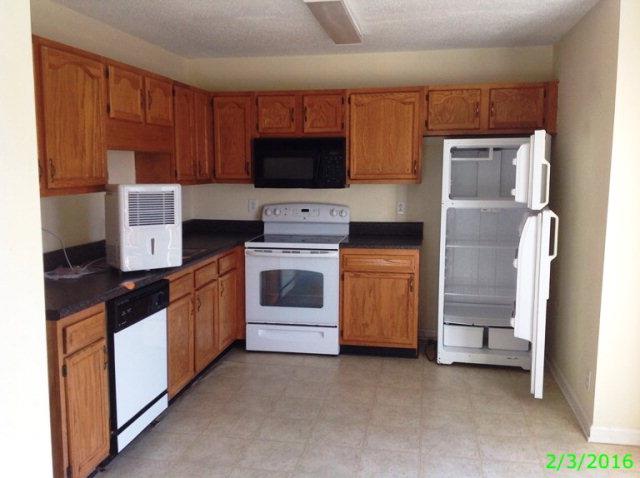 322 Lafayette Road Clarksville, TN 37042 - Photo 3 of 9 Gallery Image 3
