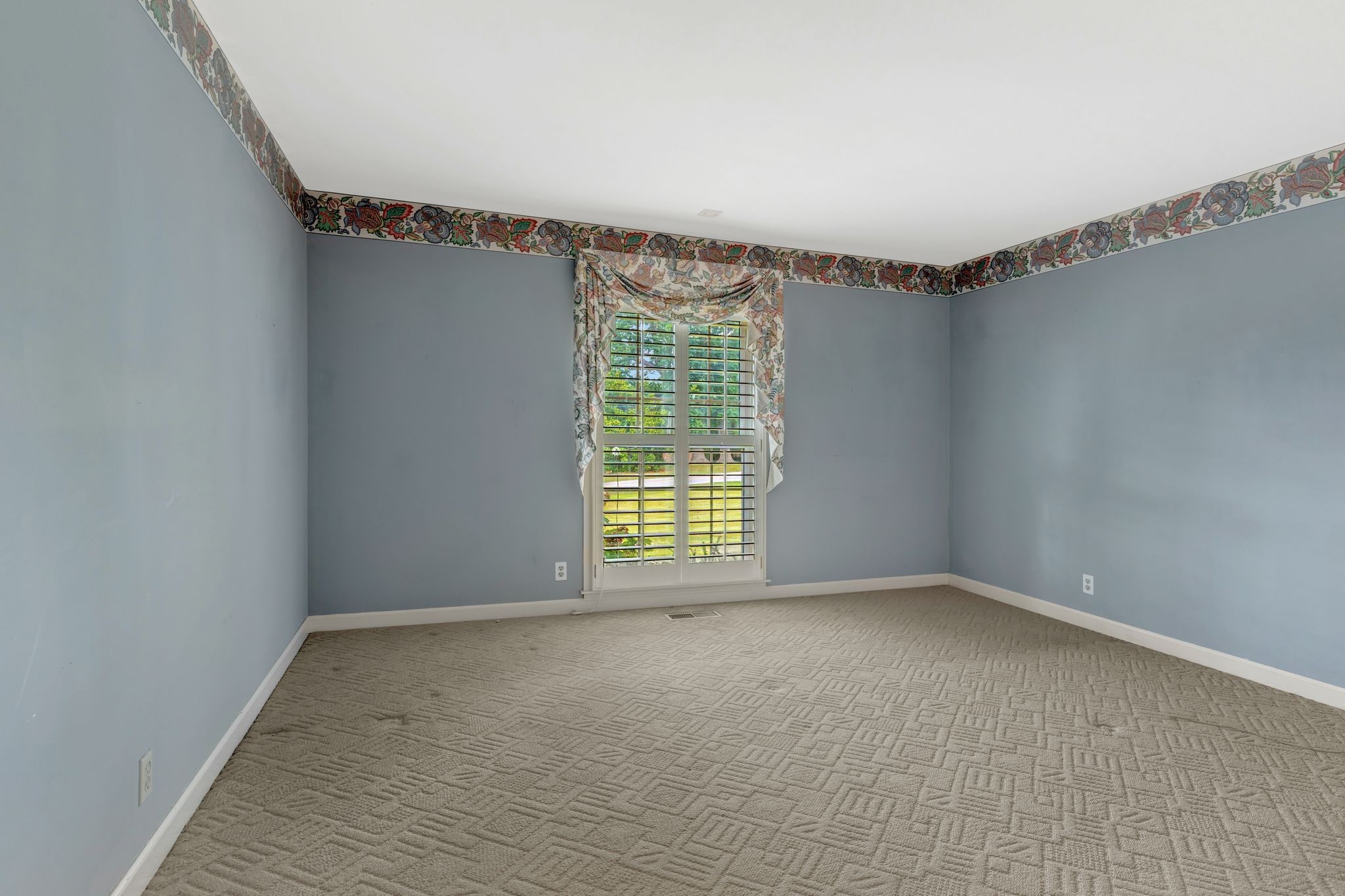 429 Nesbitt Lane Madison, TN 37115 - Photo 24 of 44 a view of an empty room with a window