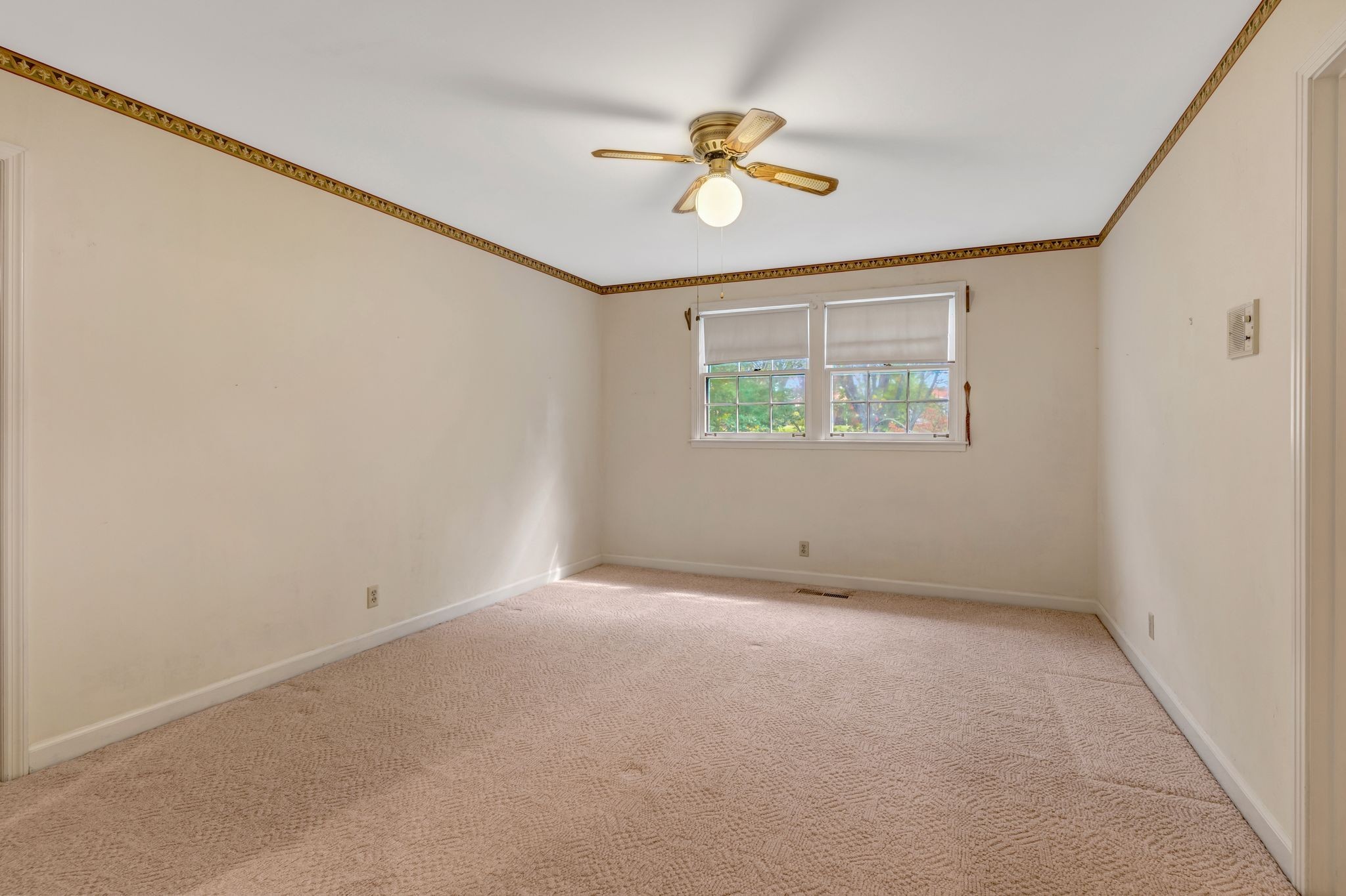 429 Nesbitt Lane Madison, TN 37115 - Photo 30 of 44 an empty room with a window