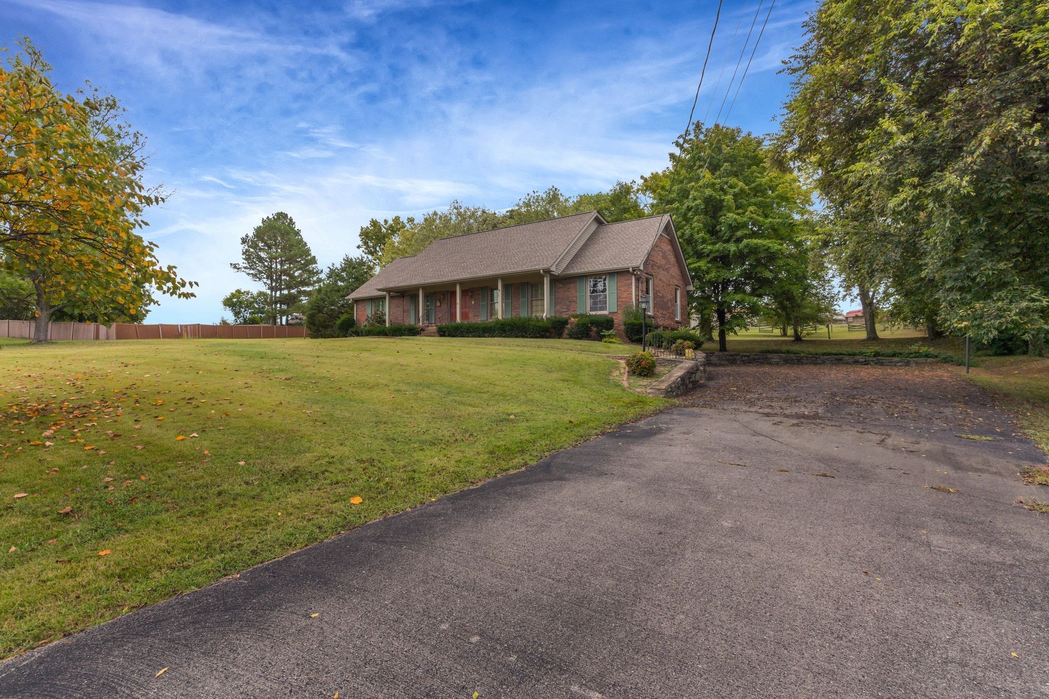 429 Nesbitt Lane Madison, TN 37115 - Photo 3 of 44 a view of an house with backyard and garden