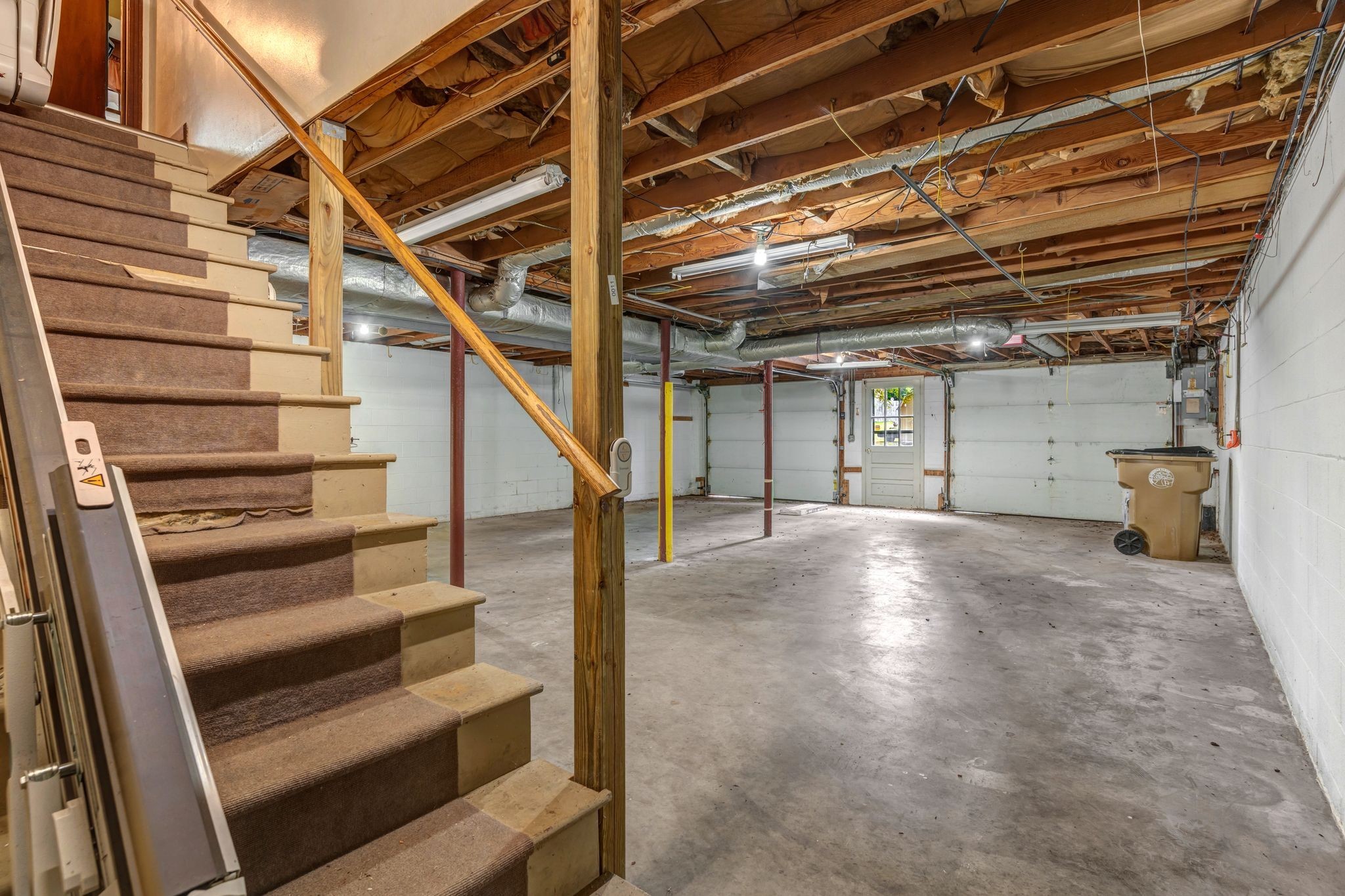 429 Nesbitt Lane Madison, TN 37115 - Photo 33 of 44 a view of an empty room with stairs