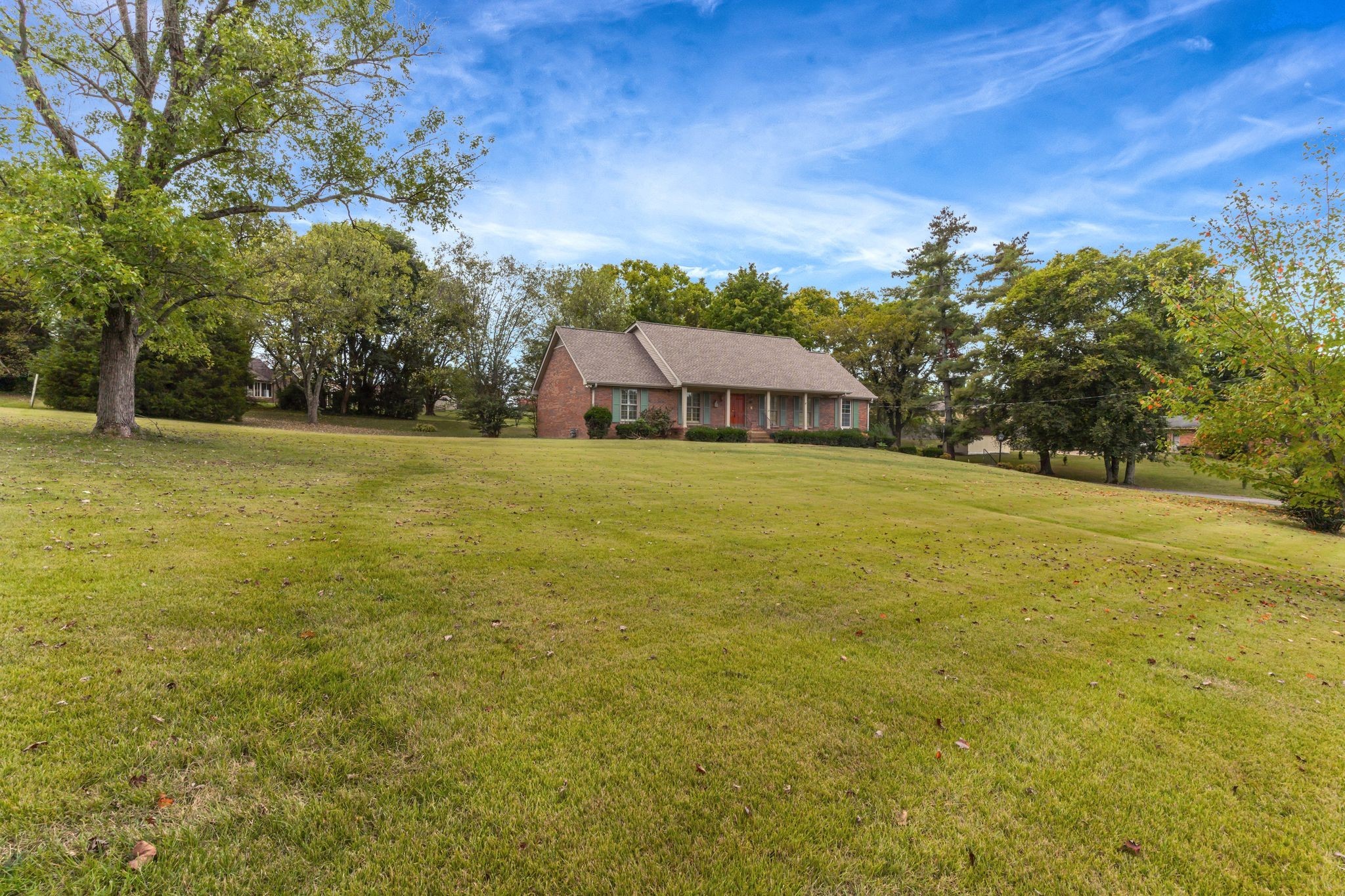 429 Nesbitt Lane Madison, TN 37115 - Photo 4 of 44 a view of a large body of water with a building in the background