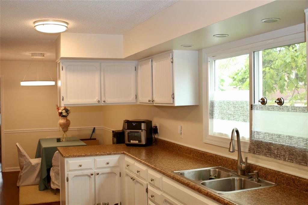 5179 Vantage Point Road Avon, IN 46123 - Photo 9 of 28 Gallery Image 9