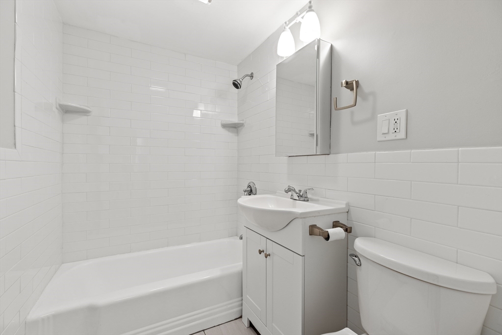 121 Warren Street, Unit 4 Watertown, MA 02472 - Photo 17 of 21