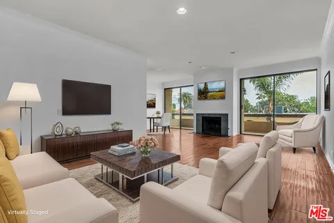 $898,000 | 8642 Gregory Way, Unit 202, Los Angeles, CA 90035