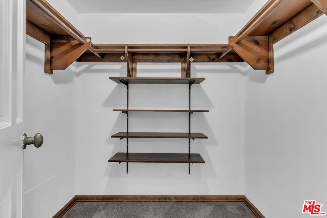 8642 Gregory Way, Unit 202 Los Angeles, CA 90035 - Photo 26 of 46