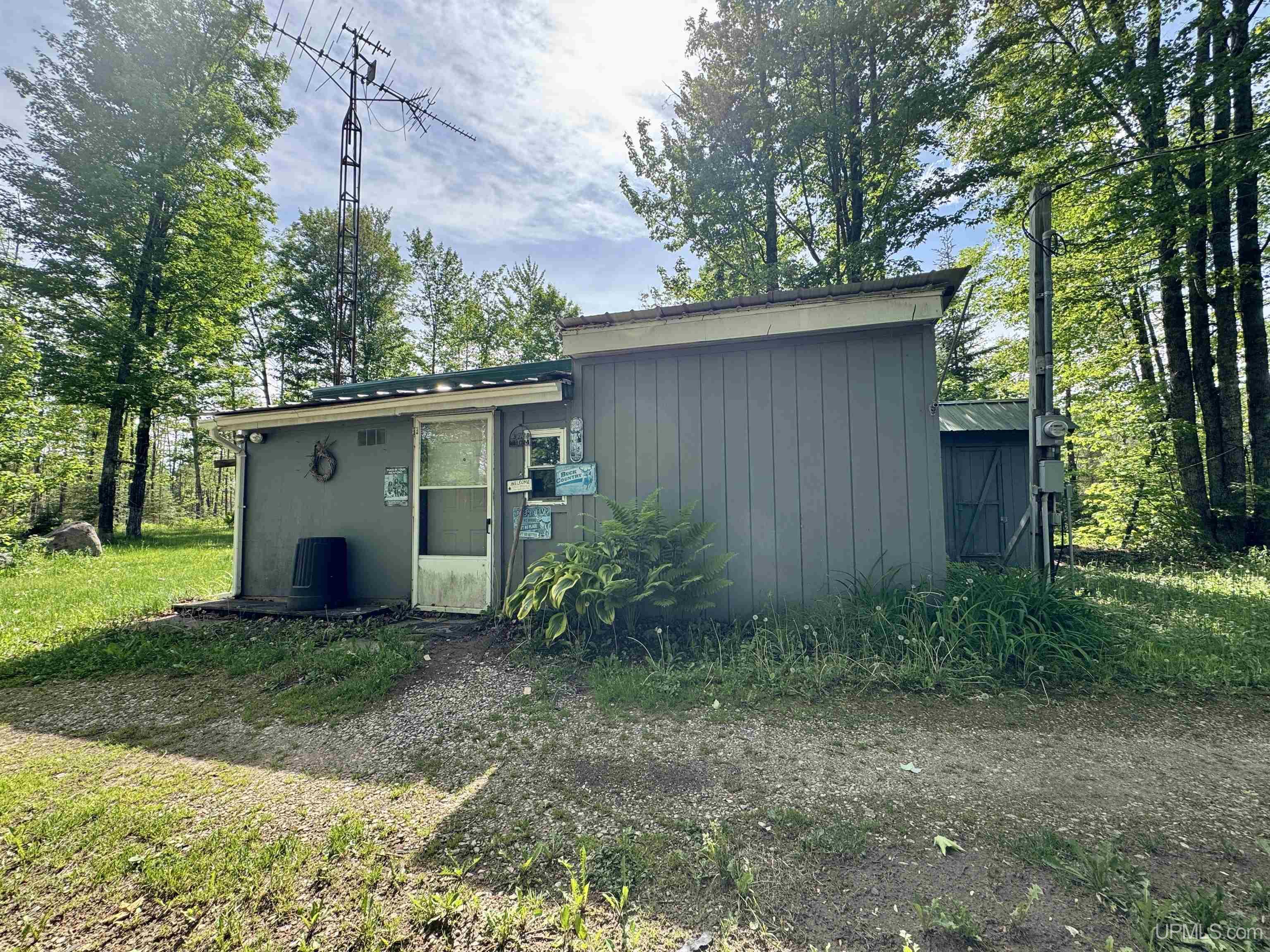 3601 Cr444 Road Rock, MI 49880 - Photo 2 of 78