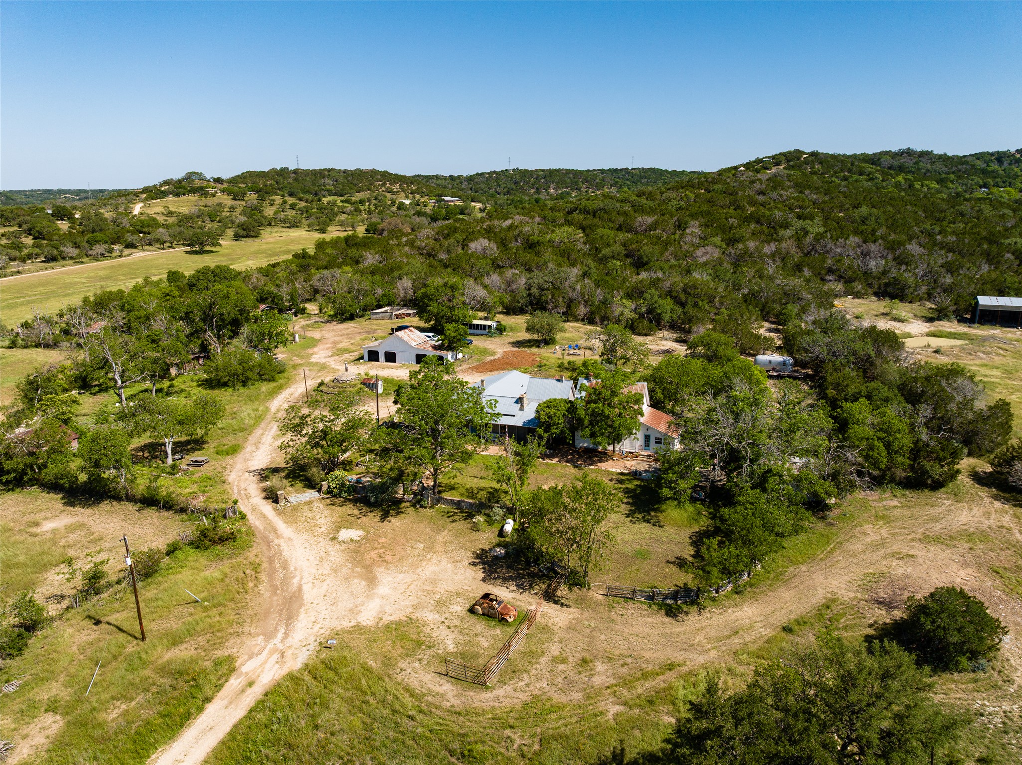 684 Stoneleigh Road Center Point, TX 78010 - Photo 29 of 40