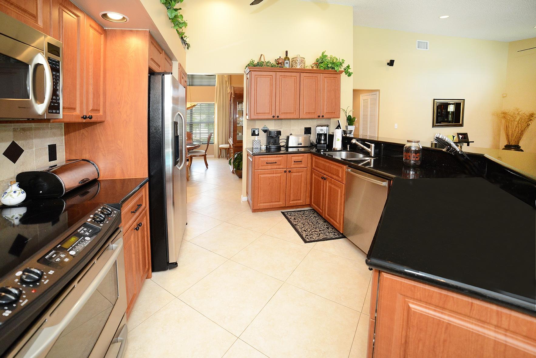 22462 Ensenada Way Boca Raton, FL 33433 - Photo 29 of 33 DSC_2911A