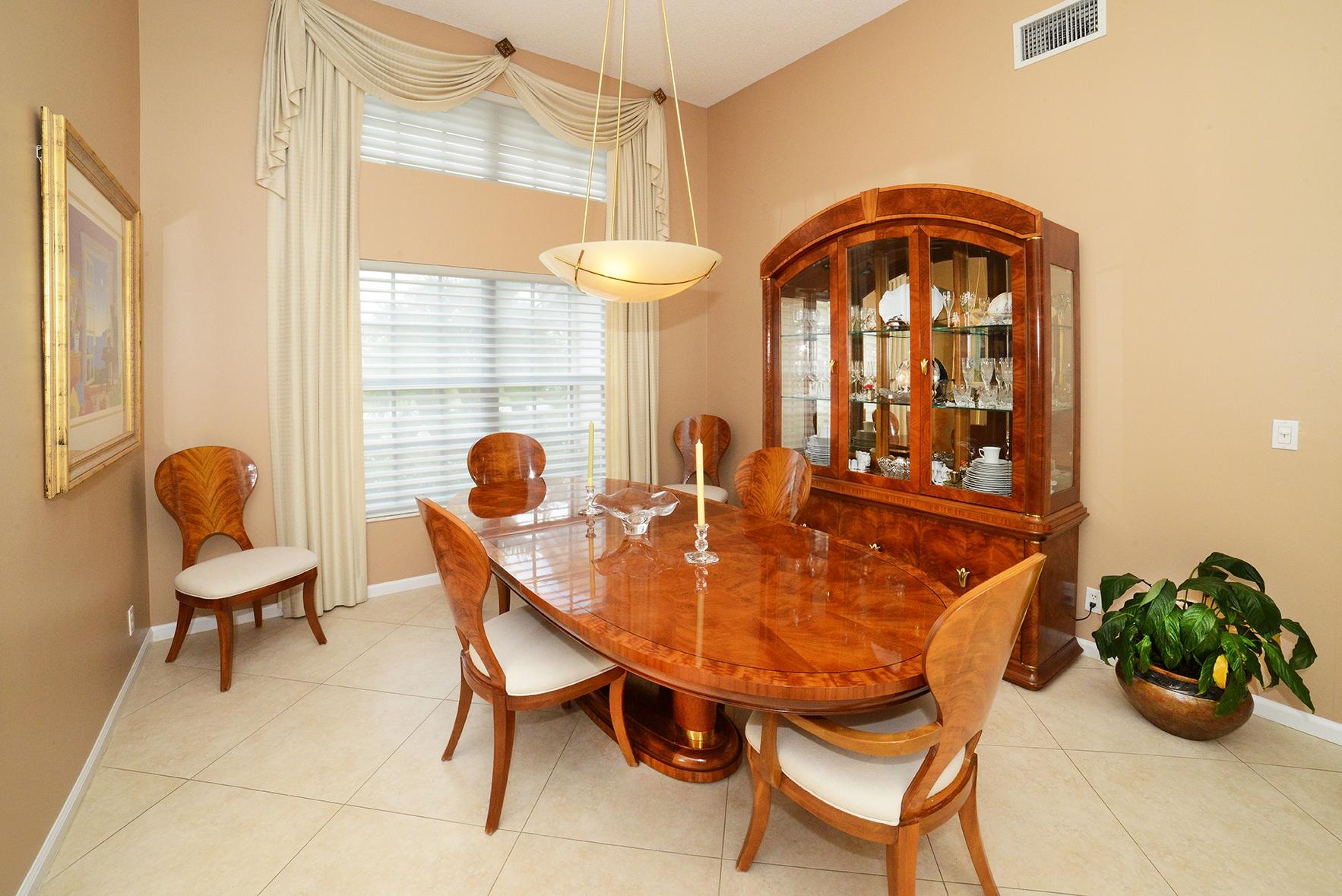 22462 Ensenada Way Boca Raton, FL 33433 - Photo 5 of 33 DSC_2772A