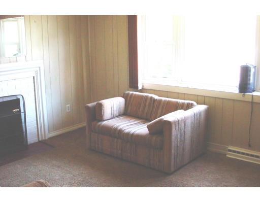 13 Wickford Road Framingham, MA 01701 - Photo 6 of 7 Gallery Image 6