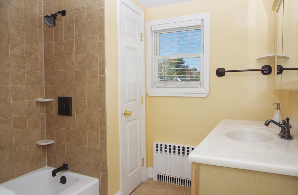 9 Veteran Road Woburn, MA 01801 - Photo 14 of 19 Gallery Image 14