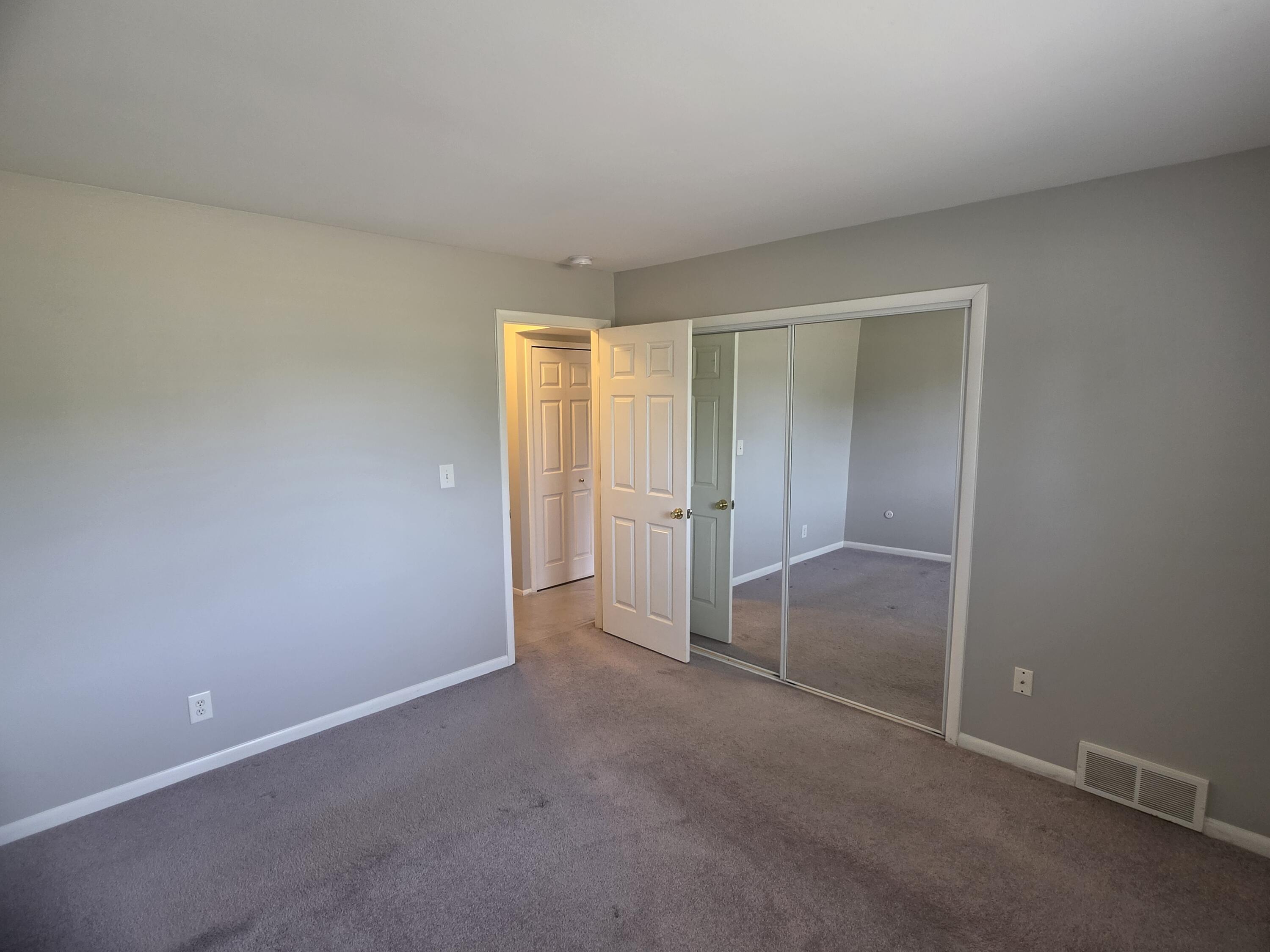 45290 Keding Street Utica, MI 48317 - Photo 13 of 24 12