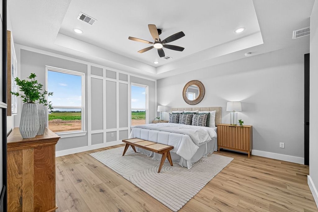 484 Angus Trail Angleton, TX 77515 - Photo 31 of 36 Primary Bedroom