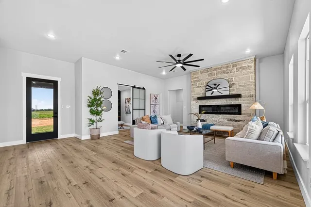 $519,000 | 484 Angus Trail, Angleton, TX 77515