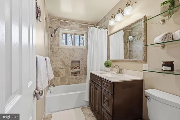 $825,000 | 5613 Eastbourne Drive, Springfield, VA 22151