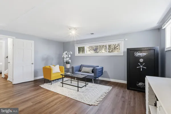 $825,000 | 5613 Eastbourne Drive, Springfield, VA 22151