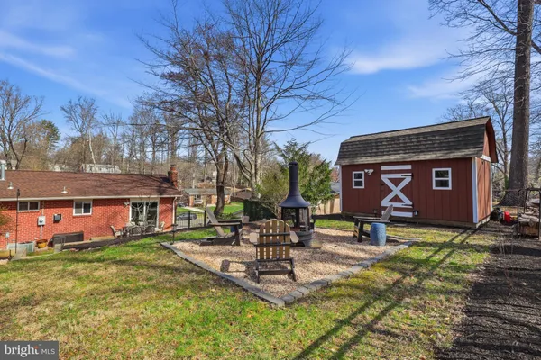 $825,000 | 5613 Eastbourne Drive, Springfield, VA 22151