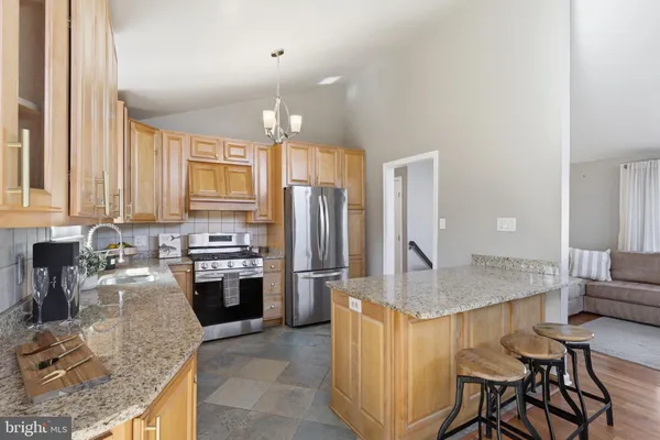 $825,000 | 5613 Eastbourne Drive, Springfield, VA 22151