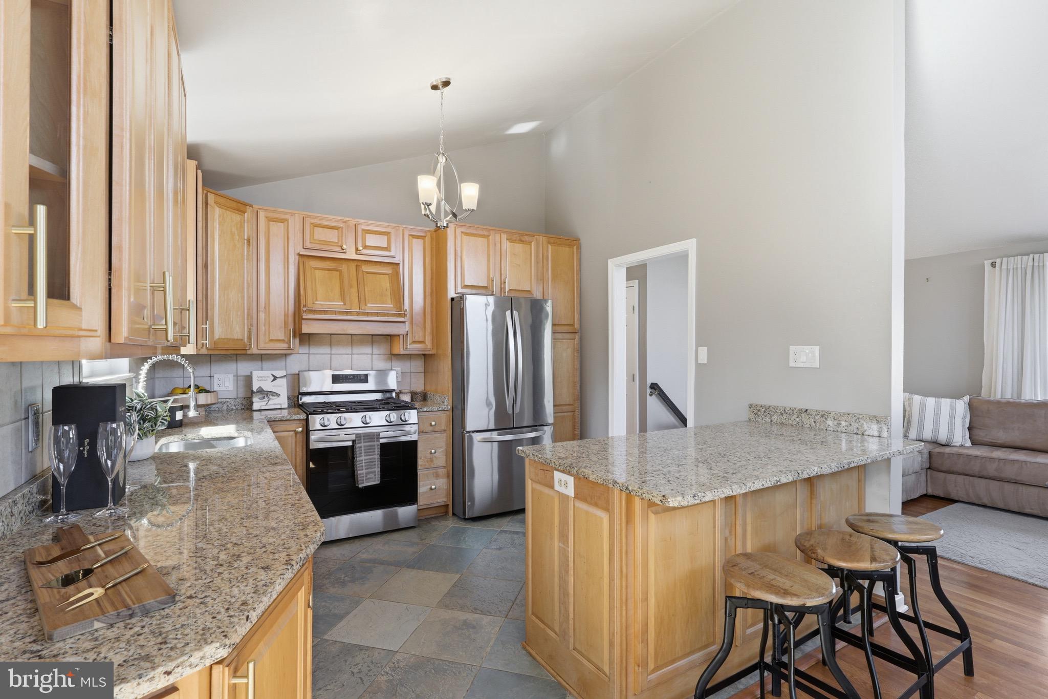 5613 Eastbourne Drive Springfield, VA 22151 - Photo 8 of 32