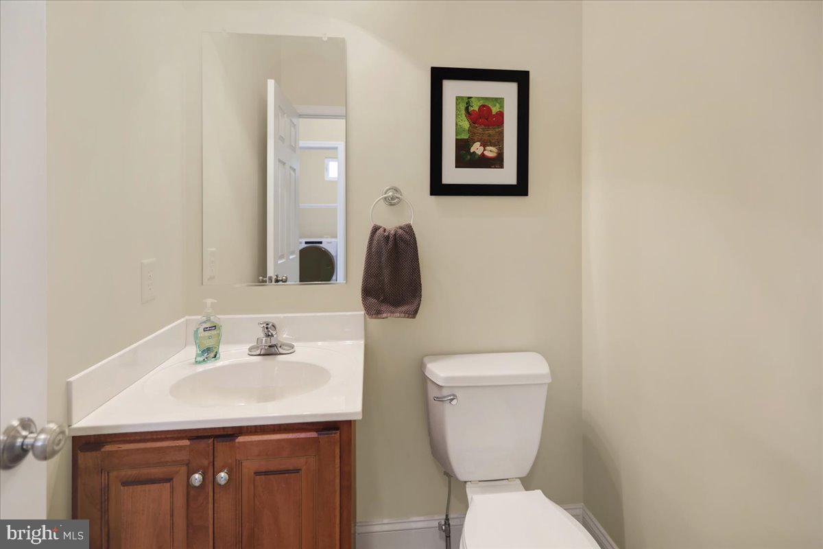 25 Harry Avenue Reading, PA 19607 - Photo 24 of 51 1st floor powder room