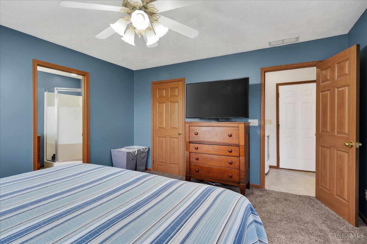 9070 Grimsley Road Leesburg, OH 45135 - Photo 16 of 41