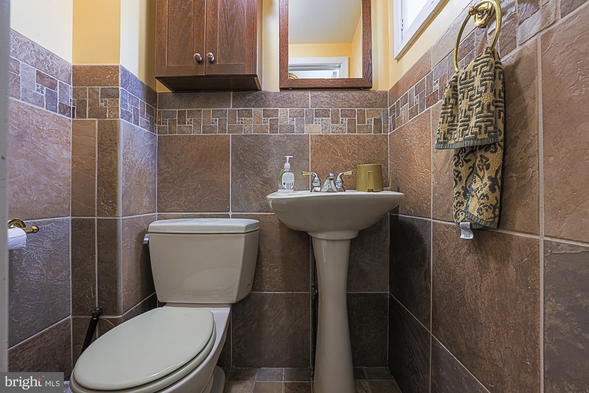 3910 Labyrinth Road Baltimore, MD 21215 - Photo 15 of 50