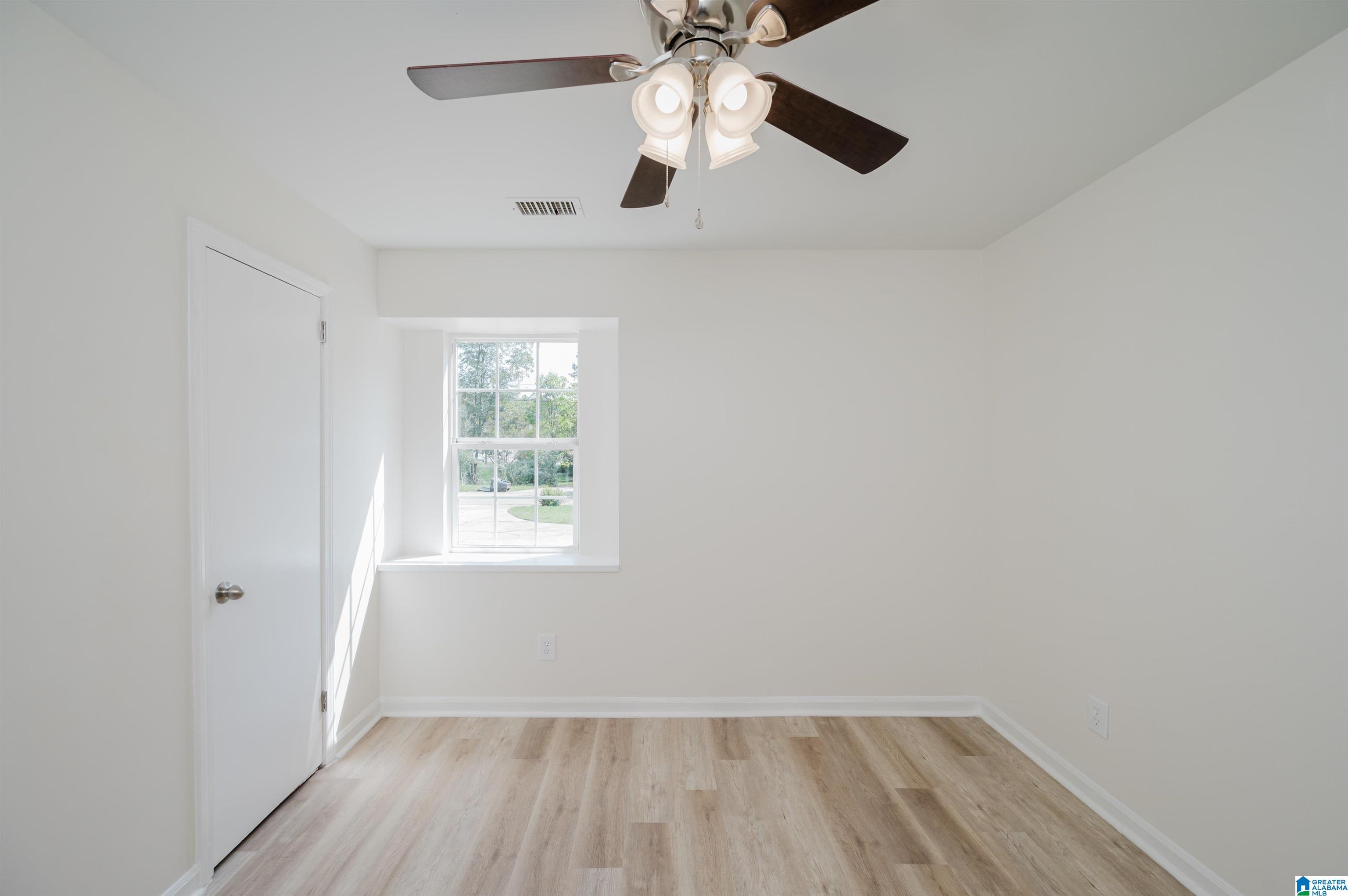 784 Merlin Drive Calera, AL 35040 - Photo 11 of 18