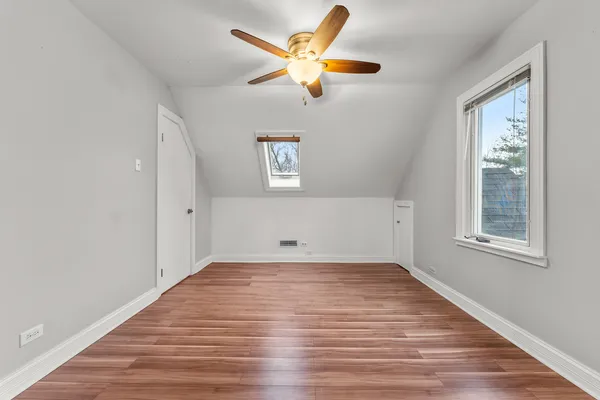 $3,000 | 305 North Grace Street, Lombard, IL 60148