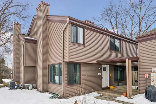 $259,900 | 112704 Hundertmark Road, Chaska, MN 55318