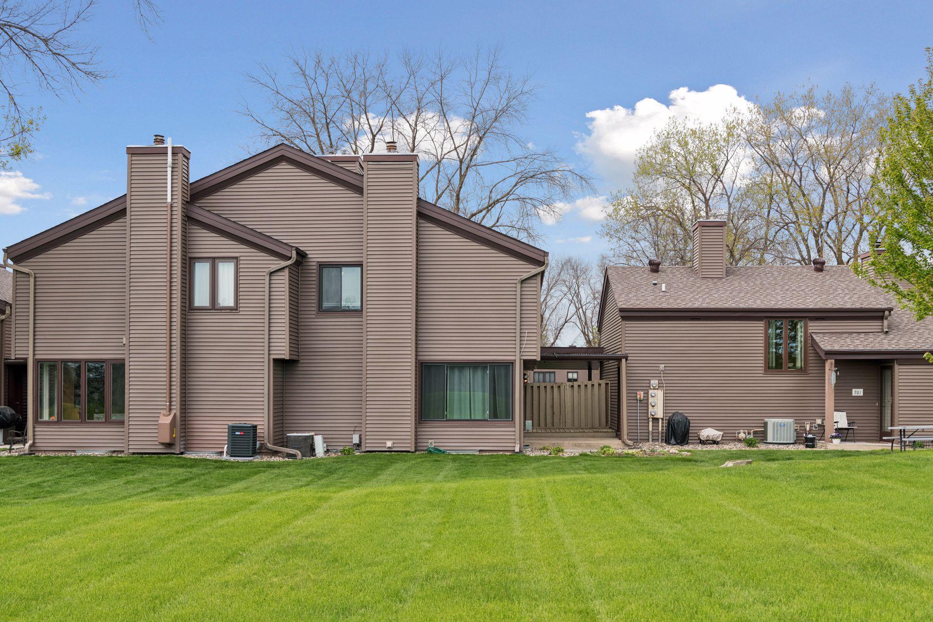 112704 Hundertmark Road Chaska, MN 55318 - Photo 3 of 23