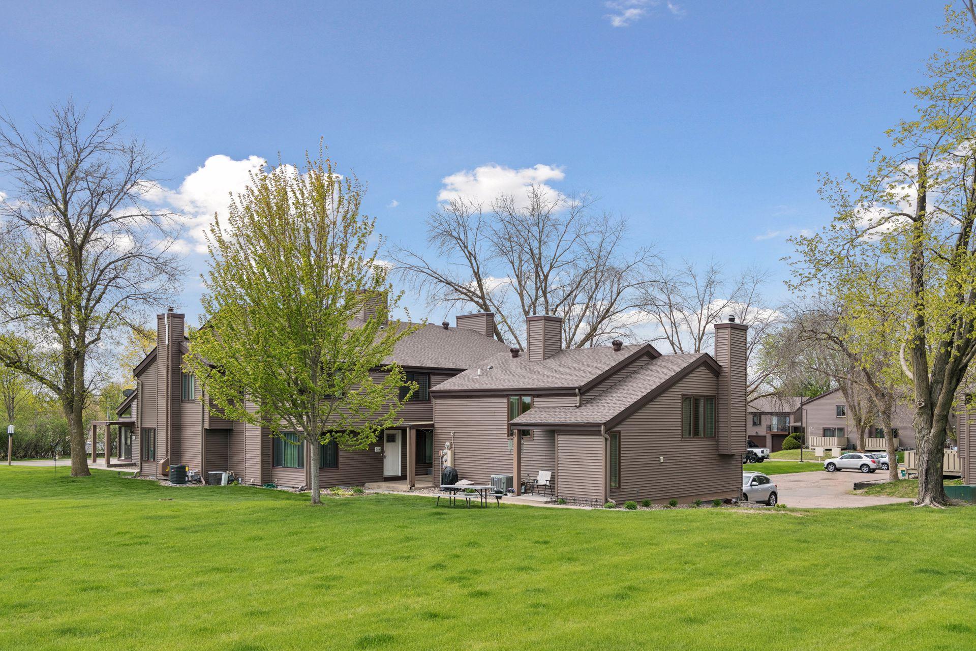 112704 Hundertmark Road Chaska, MN 55318 - Photo 4 of 23
