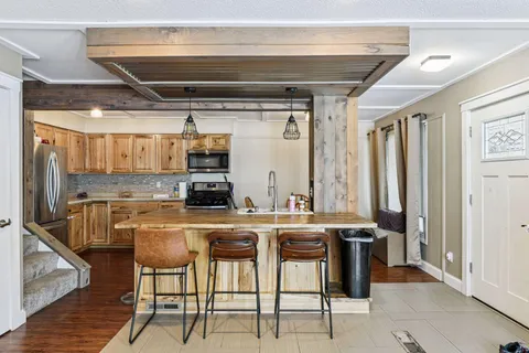 $259,900 | 112704 Hundertmark Road, Chaska, MN 55318