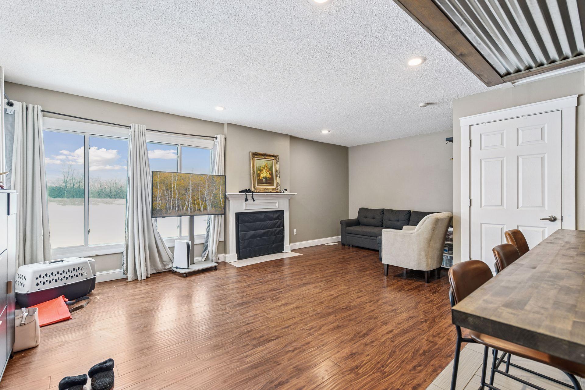 112704 Hundertmark Road Chaska, MN 55318 - Photo 6 of 23