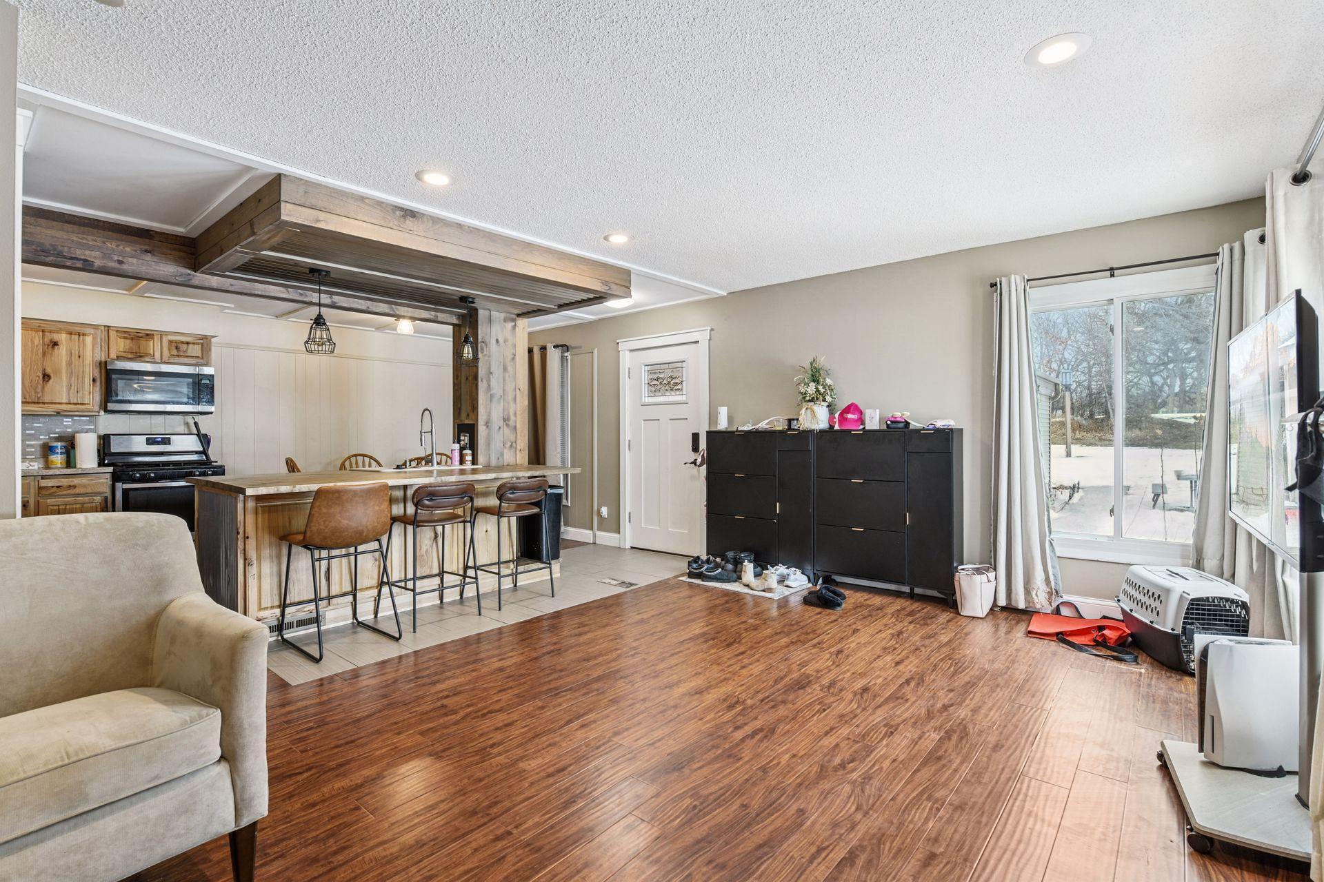 112704 Hundertmark Road Chaska, MN 55318 - Photo 8 of 23