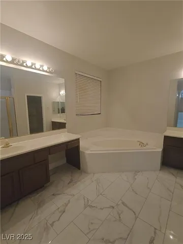 $3,000 | 492 Grassrange Lane, Henderson, NV 89052